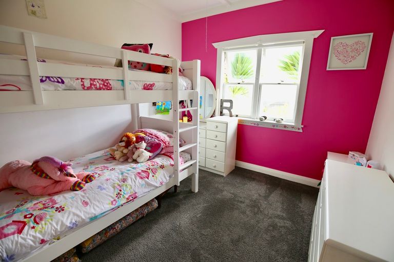 Photo of property in 22 Windsor Road, Maeroa, Hamilton, 3200