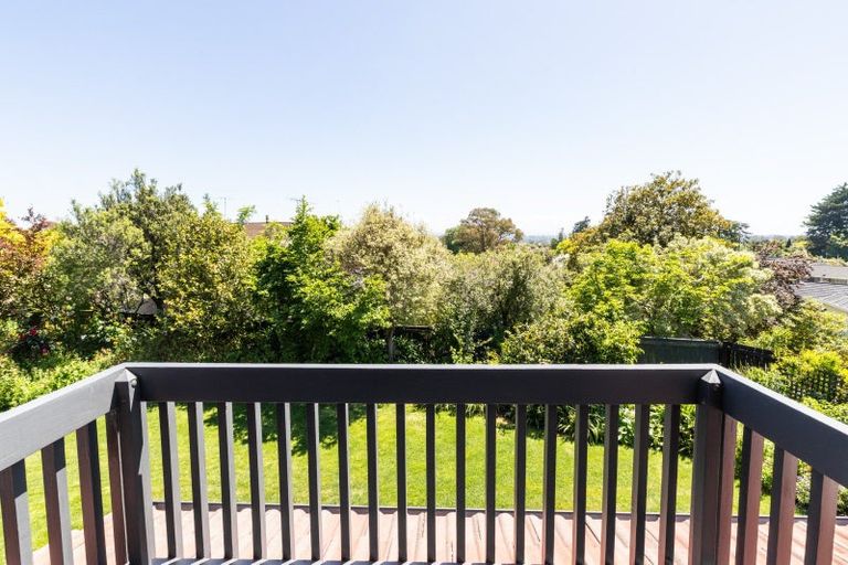 Photo of property in 12 Ritchie Place, Havelock North, 4130