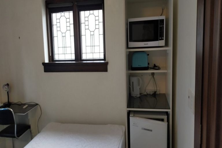 Photo of property in 663 George Street, North Dunedin, Dunedin, 9016