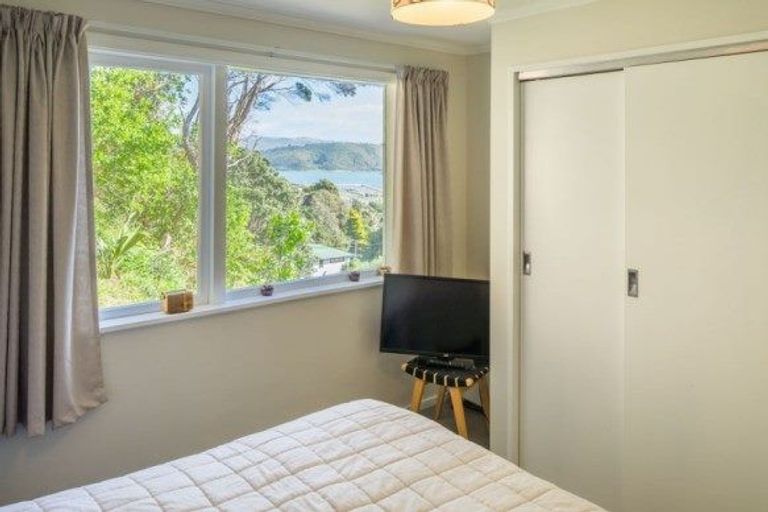 Photo of property in 26 Kiriwai Road, Paremata, Porirua, 5024