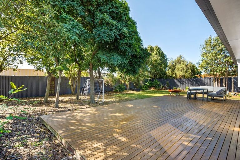 Photo of property in 1/54 Rookwood Avenue, New Brighton, Christchurch, 8083