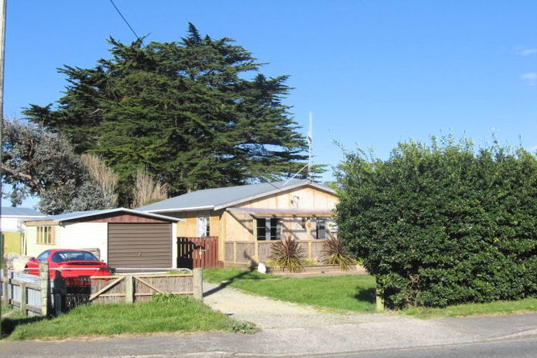 Photo of property in 561 Waitarere Beach Road, Waitarere Beach, Levin, 5510
