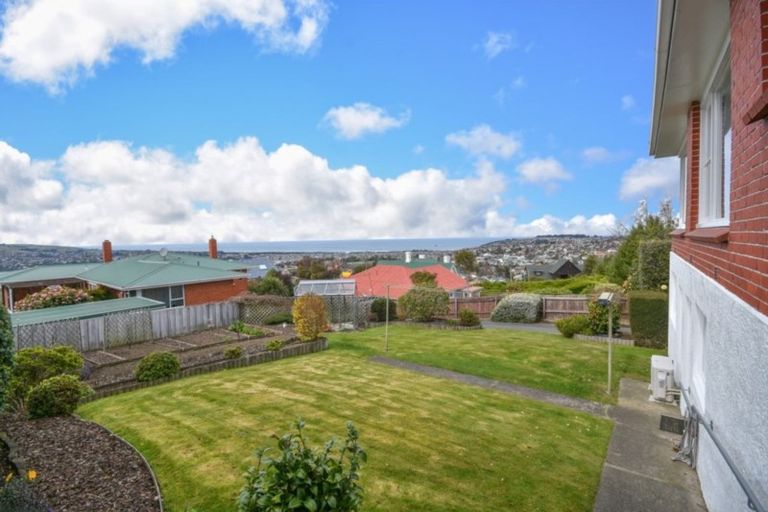 Photo of property in 11 Kenmure Road, Belleknowes, Dunedin, 9011