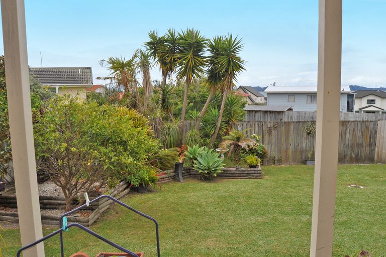 Photo of property in 5 Ngatira Place, Snells Beach, 0920