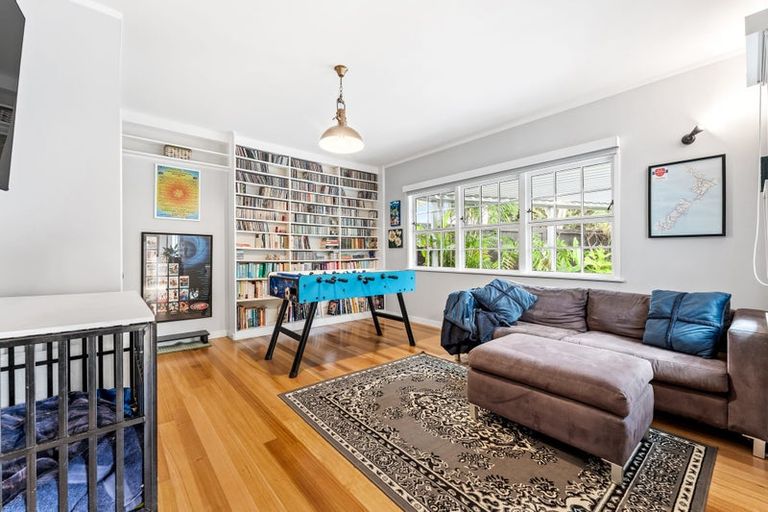 Photo of property in 36 Glengarry Avenue, Manly, Whangaparaoa, 0930