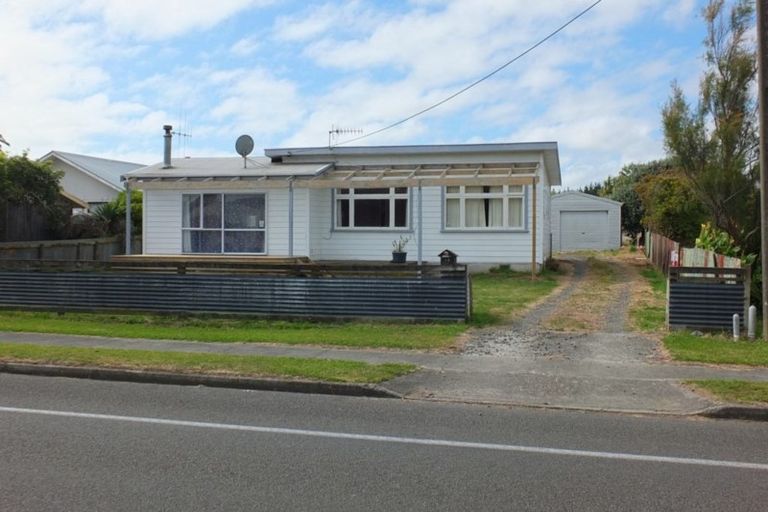 Photo of property in 15 Seabury Avenue, Foxton Beach, Foxton, 4815