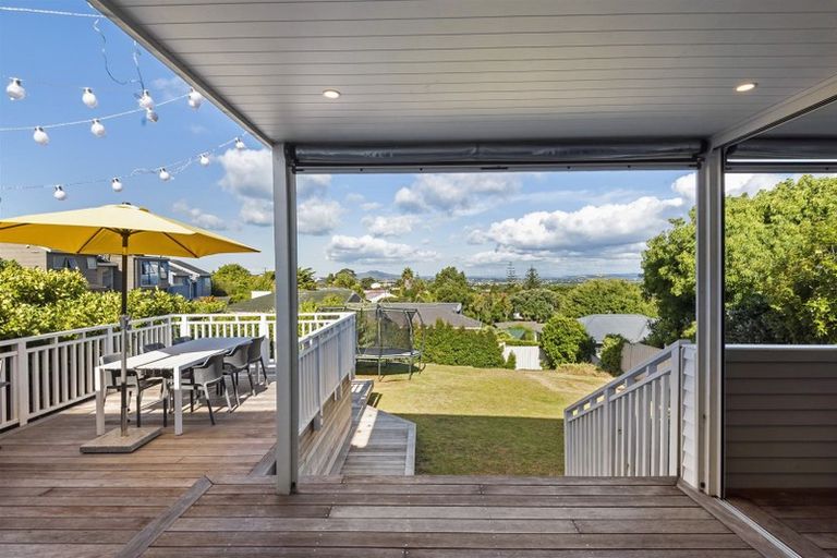 Photo of property in 161 Birkenhead Avenue, Birkenhead, Auckland, 0626