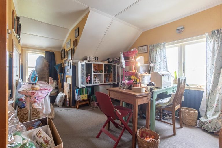 Photo of property in 34 Queen Street, Dannevirke, 4930