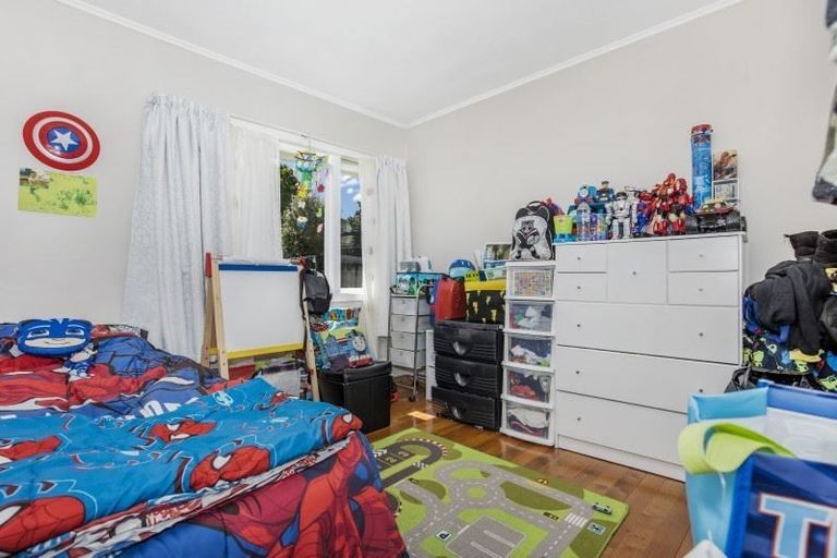 Photo of property in 1/88 Kervil Avenue, Te Atatu Peninsula, Auckland, 0610