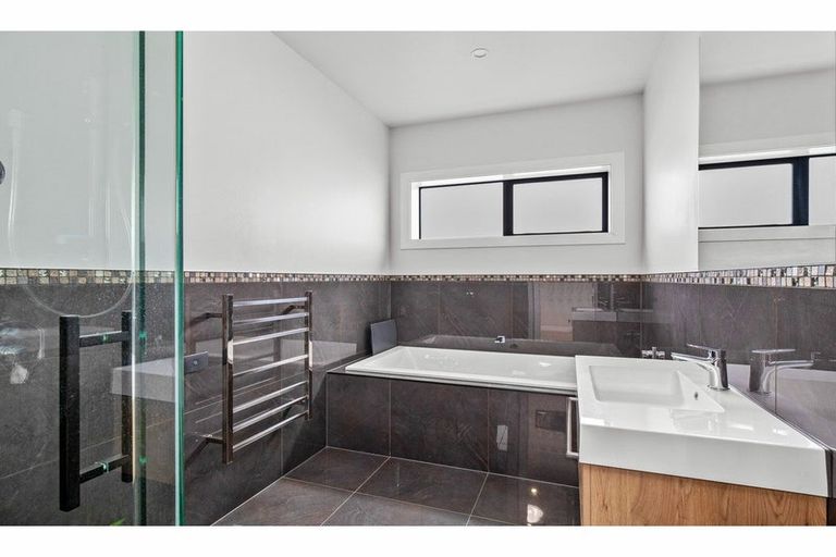 Photo of property in 10 Meyer Street, Alexandra, 9320