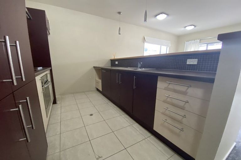 Photo of property in Monterey Apartments, 16/232 Middleton Road, Glenside, Wellington, 6037