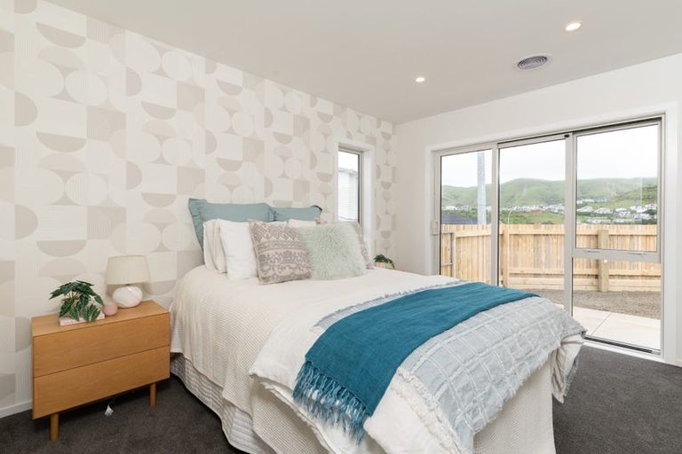 Photo of property in 1 Pine Hill Rise, Glenside, Wellington, 6037