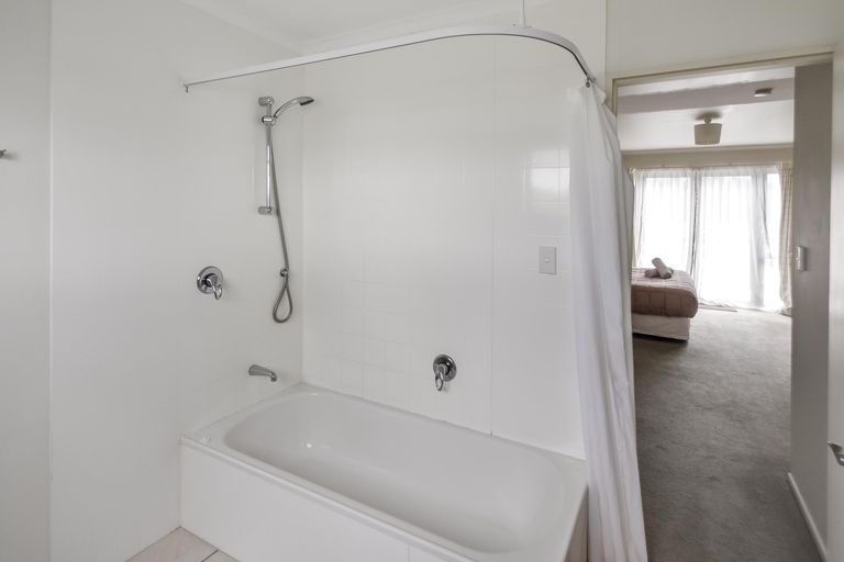 Photo of property in 27 Braemar Place, Twizel, 7901