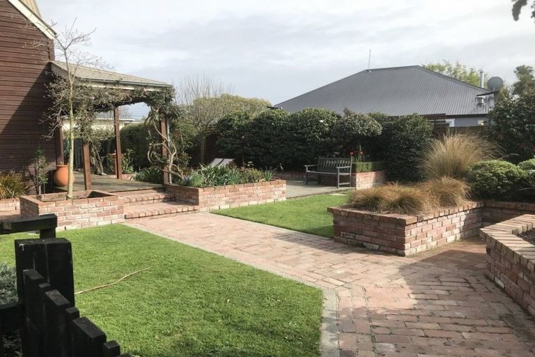 Photo of property in 23 Courtenay Street, St Albans, Christchurch, 8014