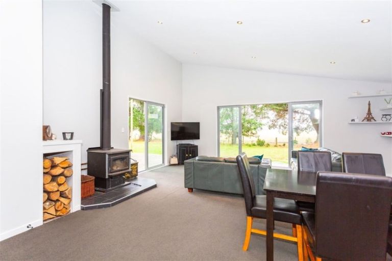 Photo of property in 800 Old West Coast Road, West Melton, Christchurch, 7671