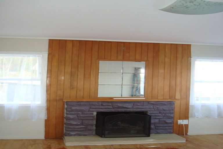 Photo of property in 43 Blease Street, New Lynn, Auckland, 0600