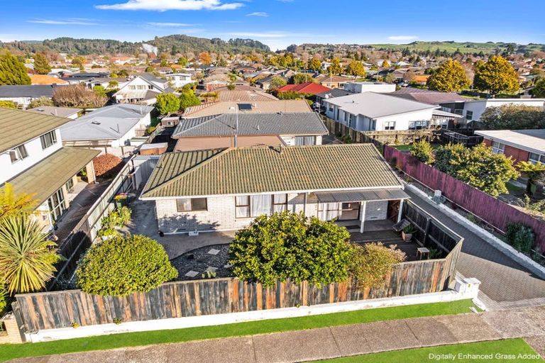 Photo of property in 16a Grey Street, Glenholme, Rotorua, 3010