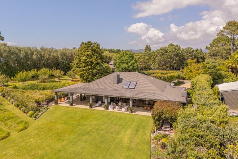 Photo of property in 49 Sarahs Hill, Hahei, Whitianga, 3591