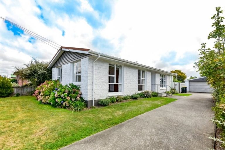 Photo of property in 99 Farrington Avenue, Bishopdale, Christchurch, 8053
