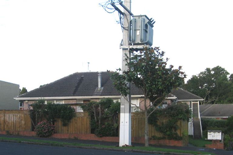 Photo of property in 2/10 Dorchester Street, Meadowbank, Auckland, 1072