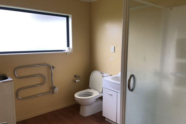 Photo of property in 19 Russleigh Drive, Dinsdale, Hamilton, 3204