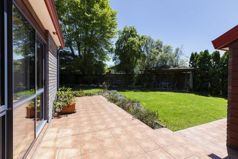 Photo of property in 8 Willow Grove, Waipukurau, 4200