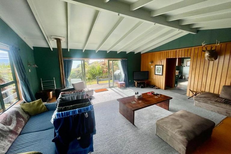 Photo of property in 35 Excelsior Road, Halfmoon Bay / Oban, Stewart Island, 9818