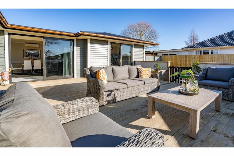 Photo of property in 32 Cridland Street West, Kaiapoi, 7630