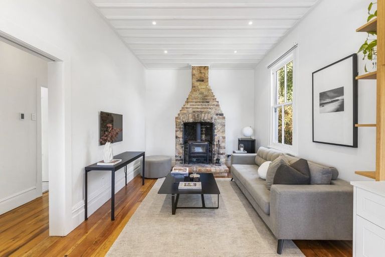 Photo of property in 4 Alberon Place, Parnell, Auckland, 1052