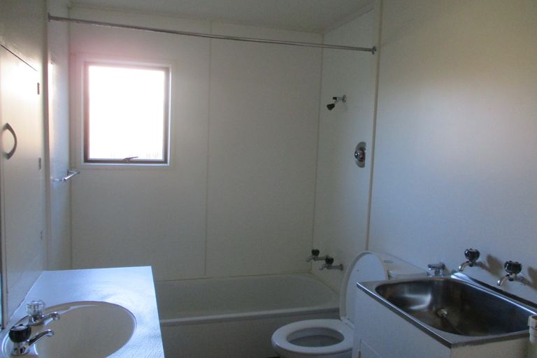 Photo of property in 15b Raymond Street, West End, Timaru, 7910