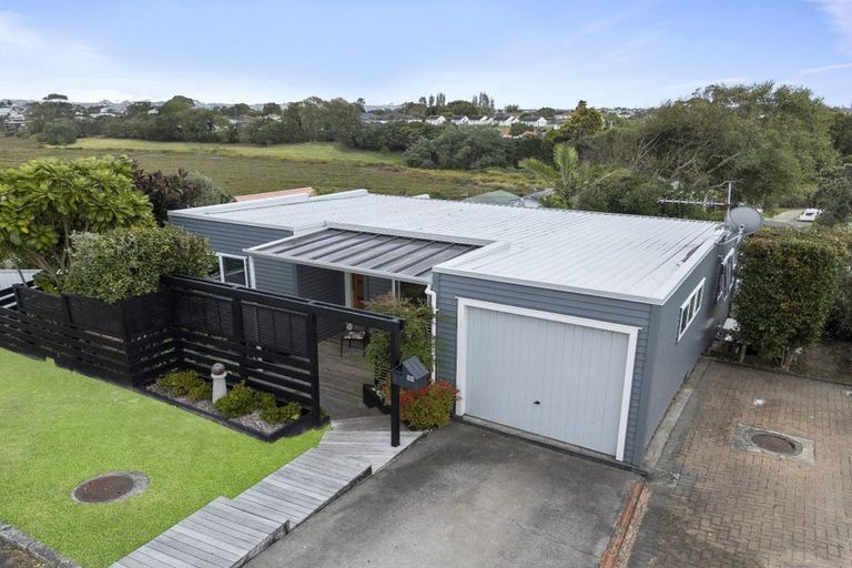 Photo of property in 11 Wesley Street, Devonport, Auckland, 0624