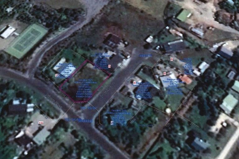 Photo of property in 18 Princes Street, Charleston, Cape Foulwind, 7892