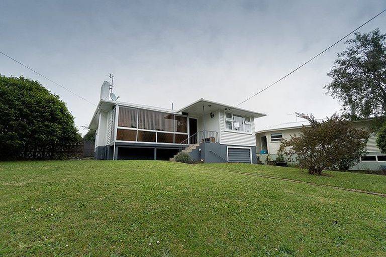 Photo of property in 10 Clearmont Crescent, Blagdon, New Plymouth, 4310
