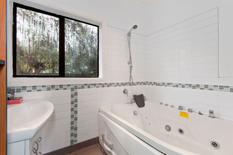 Photo of property in 698 Ferry Road, Woolston, Christchurch, 8023