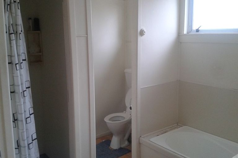 Photo of property in 13 Park Road, Patutahi, Gisborne, 4072