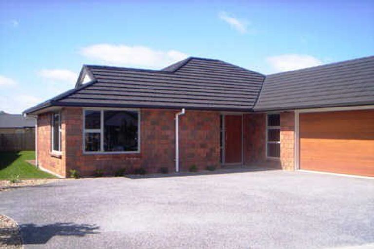 Photo of property in 40 Somerton Drive, Huntington, Hamilton, 3210