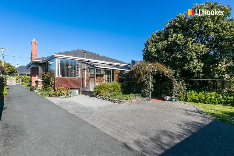 Photo of property in 35 Stirling Street, Andersons Bay, Dunedin, 9013
