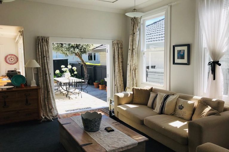 Photo of property in 8 Richardson Street, Saint Kilda, Dunedin, 9012