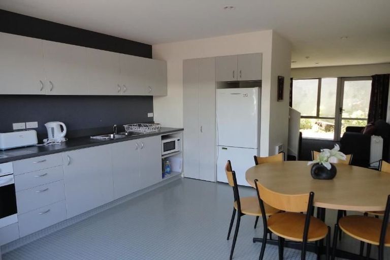 Photo of property in 4/340 Lincoln Road, Addington, Christchurch, 8024