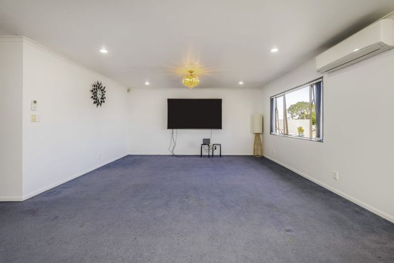 Photo of property in 64a Robertson Road, Favona, Auckland, 2024