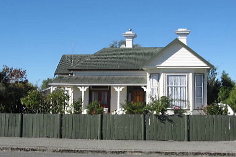 Photo of property in 23 Rhodes Street, Waimate, 7924