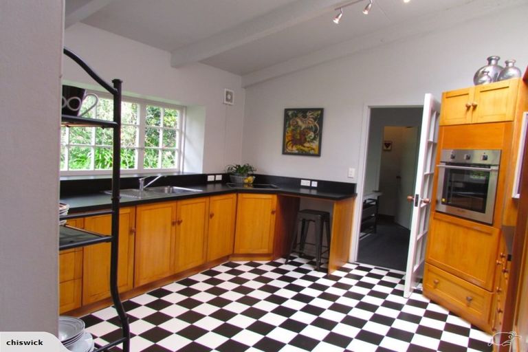 Photo of property in 35 Tremaine Avenue, Two Mile Bay, Taupo, 3330