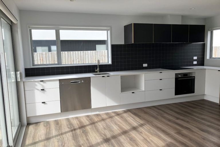 Photo of property in 1/24 Heywood Terrace, Richmond, Christchurch, 8013