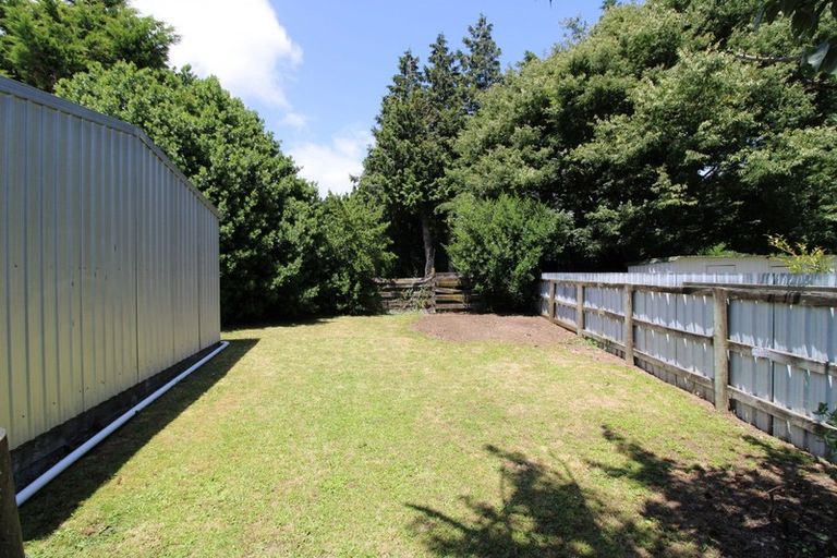 Photo of property in 17 Baillie Crescent, Carterton, 5713