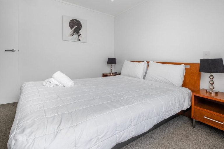 Photo of property in Atlas Apartments, 17/49 Maunganui Road, Mount Maunganui, 3116