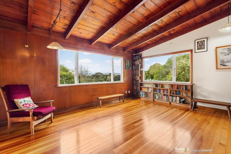 Photo of property in 21b Crieff Street, Northland, Wellington, 6012