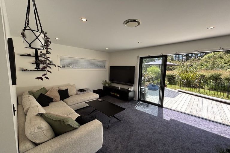 Photo of property in 17 Endurance Rise, Orewa, 0931