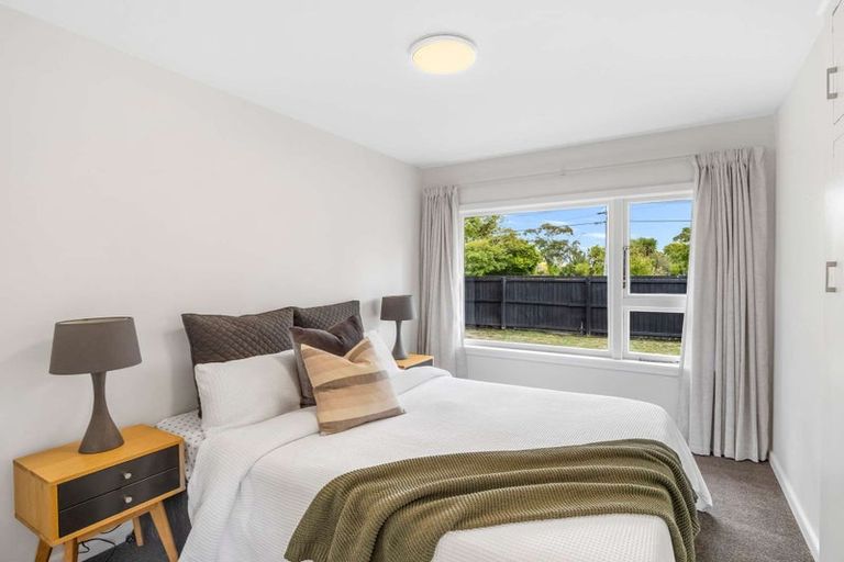 Photo of property in 94 Avondale Road, Avondale, Christchurch, 8061