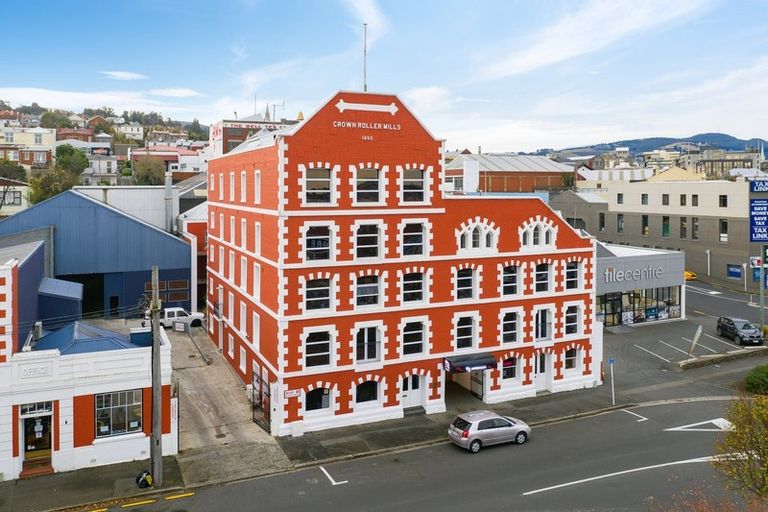 Photo of property in 4/2 Manor Place, Dunedin Central, Dunedin, 9016