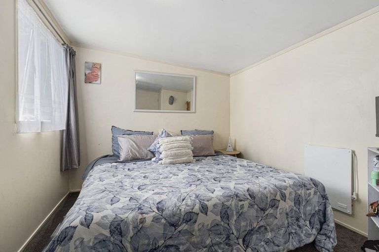 Photo of property in 16 Smith Street, Frankton, Hamilton, 3204